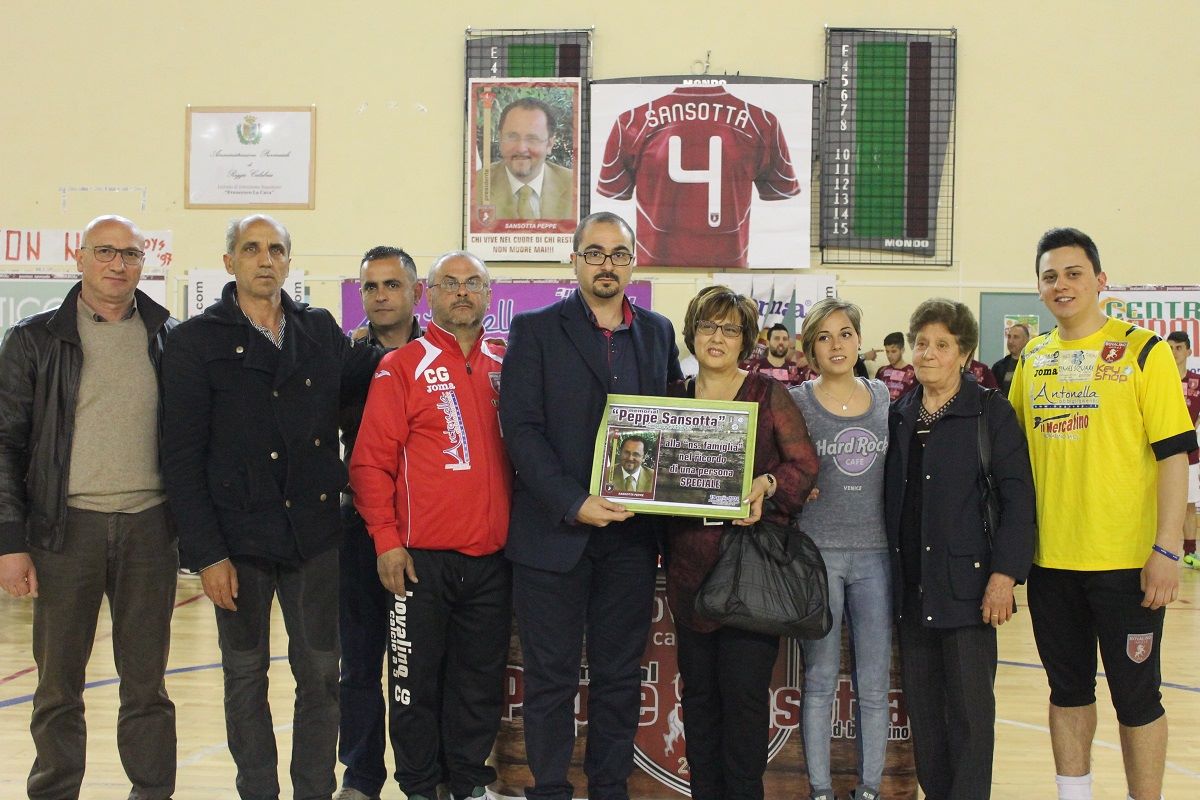 Memorial Sansotta targa alla moglie