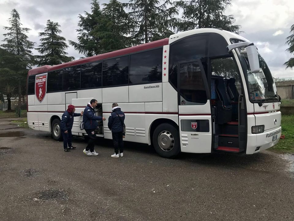 PORTAFORTUNA. La prima trasferta del BC5 pullman è coincisa con la fondamentale vittoria di Avarello e compagni sul Città di Cosenza