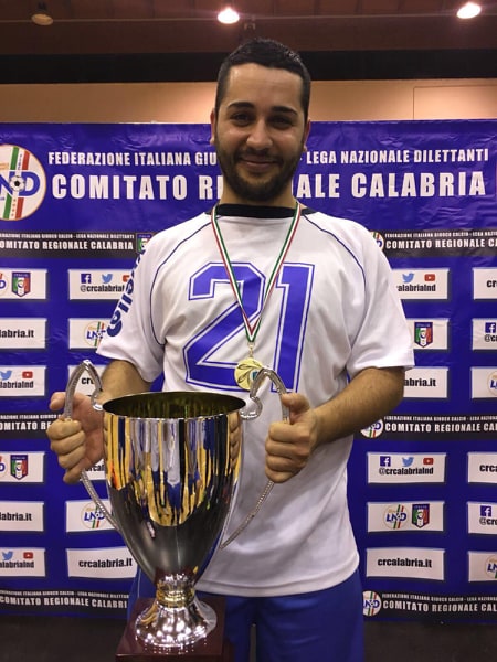 Andrea Capicotto con la Coppa Italia regionale 2018