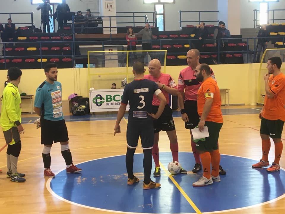 Inizio gara Futsal Polistena-GLS Kroton
