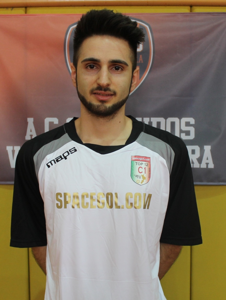 RE DEI BOMBER. Daniele Briga